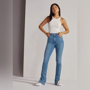 Favorite Daughter The Valentina Shortie Jean in Laurel Size 24 Raw Hem High Rise